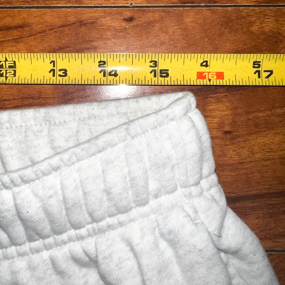 Nike Sportswear Club Fleece Mid-Rise Shorts - Oatmeal Heather/White, Size L - Picture 6 of 11
